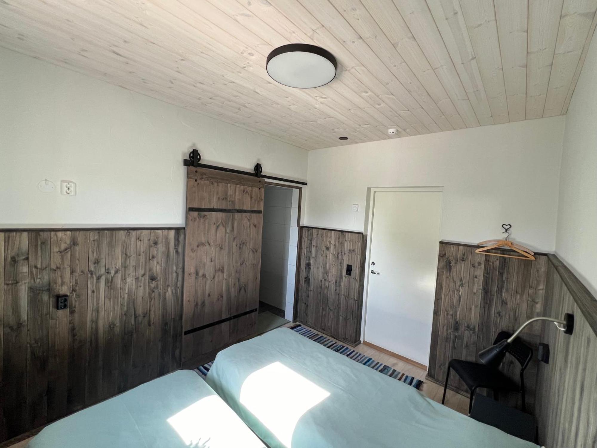 Kihnu Sadama Oeoemaja Guesthouse Lemsi Екстериор снимка