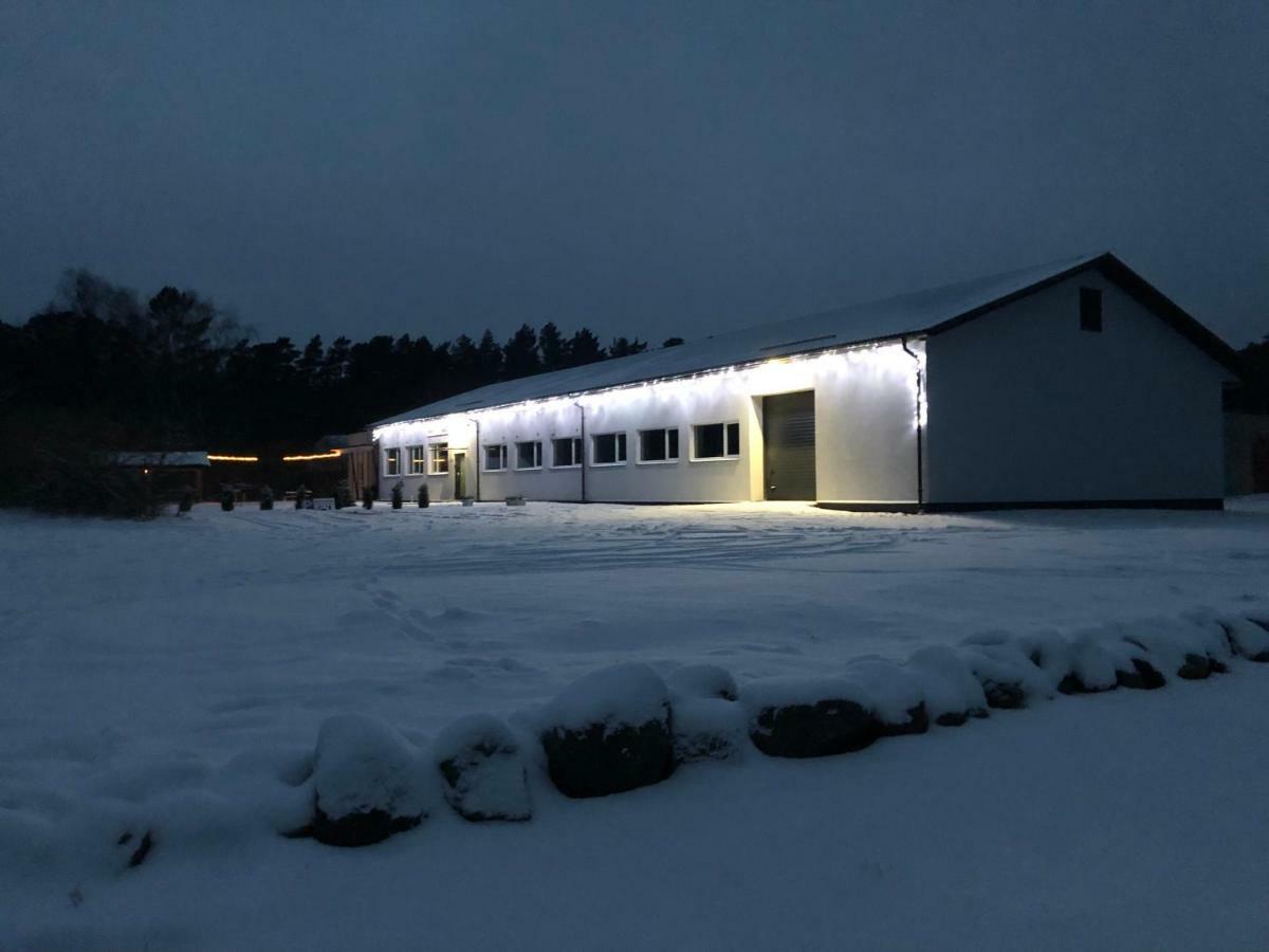 Kihnu Sadama Oeoemaja Guesthouse Lemsi Екстериор снимка